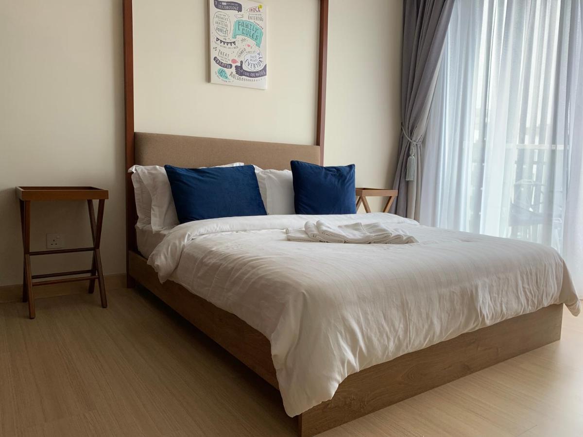 Timurbay Seaview Suite By Guns Studio Kuantan Exterior photo
